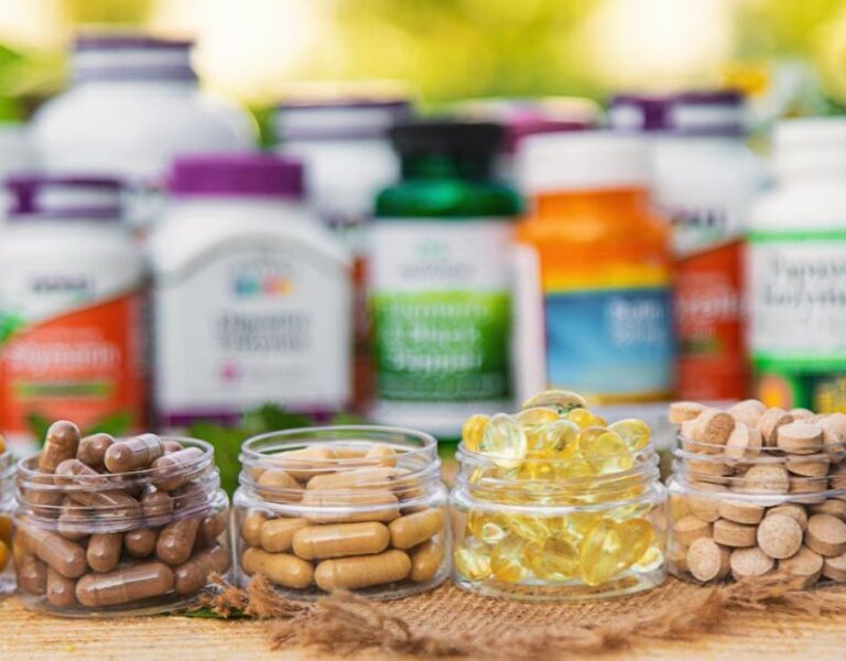Best vitamins and supplements Cover