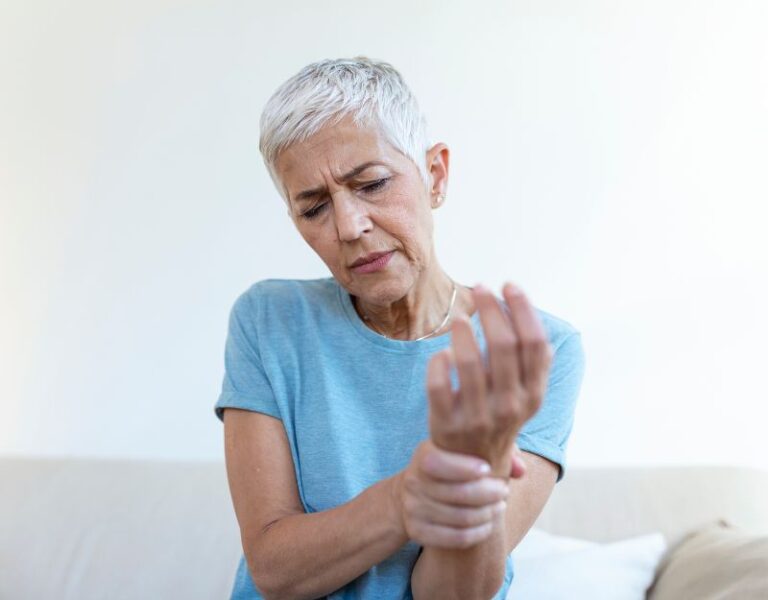 Low-dose Naltrexone for rheumatoid arthritis Cover